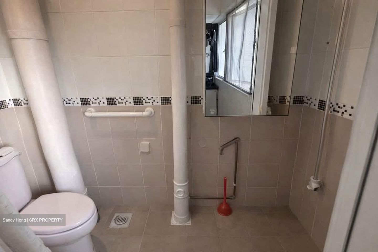 Blk 556 Jurong West Street 42 (Jurong West), HDB Executive #562594781